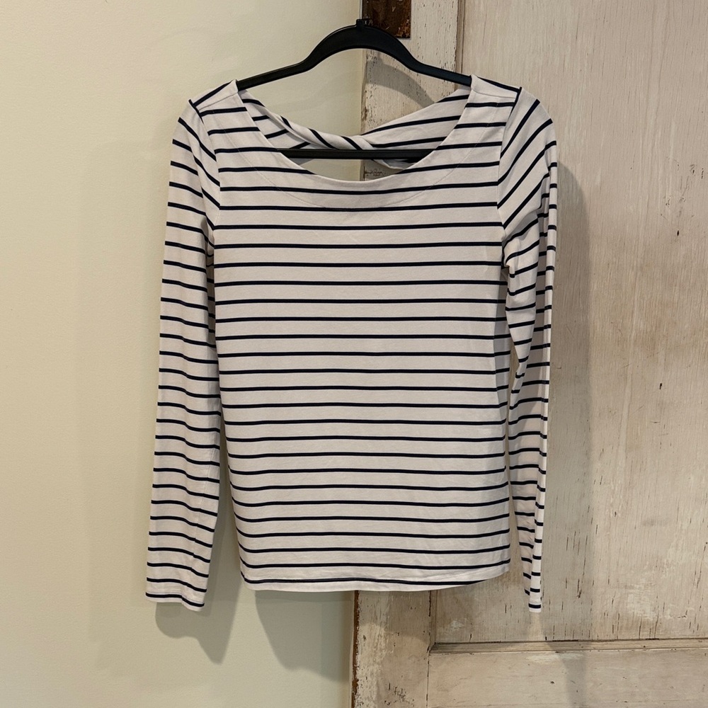 Lilly Pulitzer Navy and White Striped Long Sleeve Top